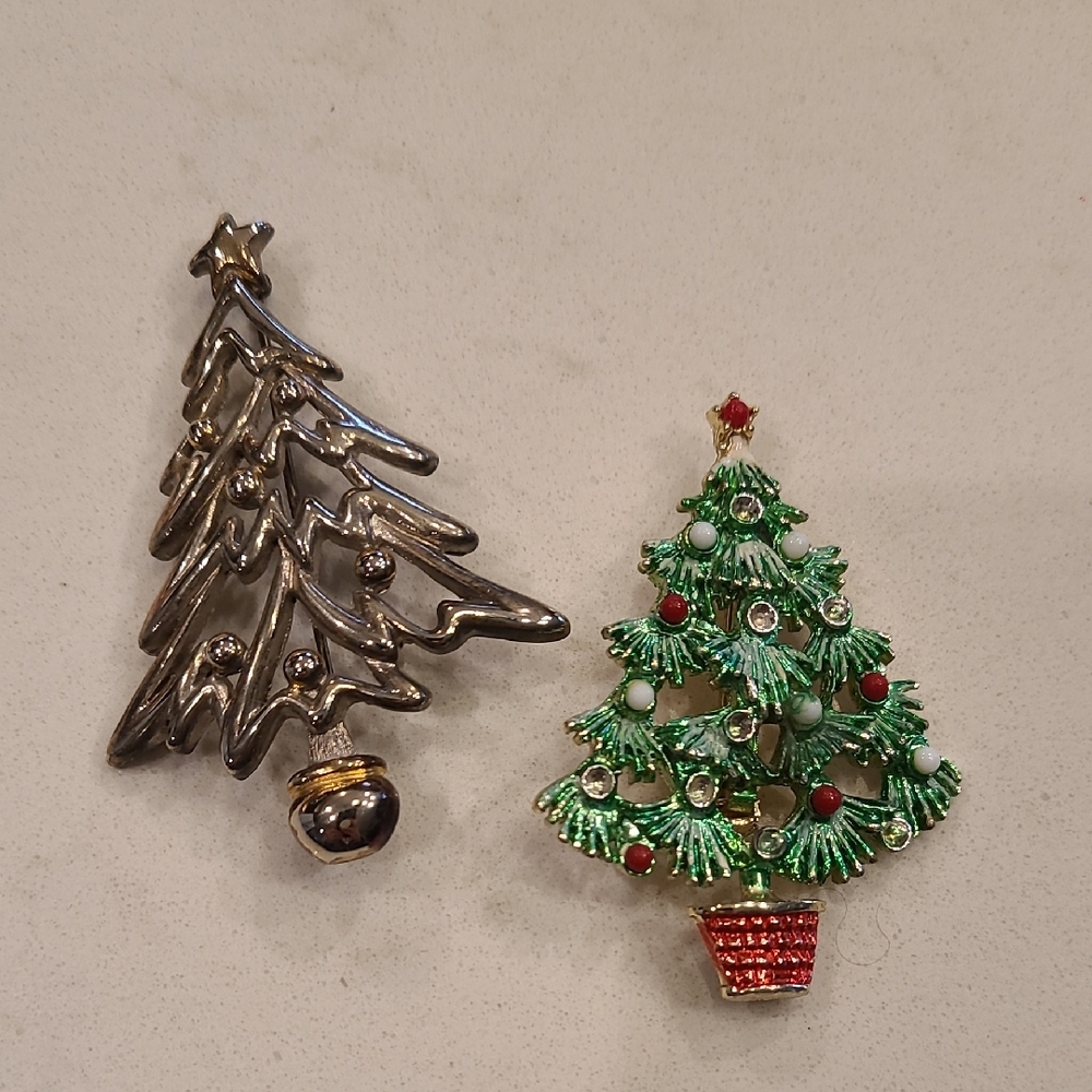 Vintage Silver and Green Christmas Tree Brooches